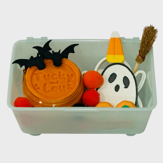The Trick or Treat Mini Playdough Kit